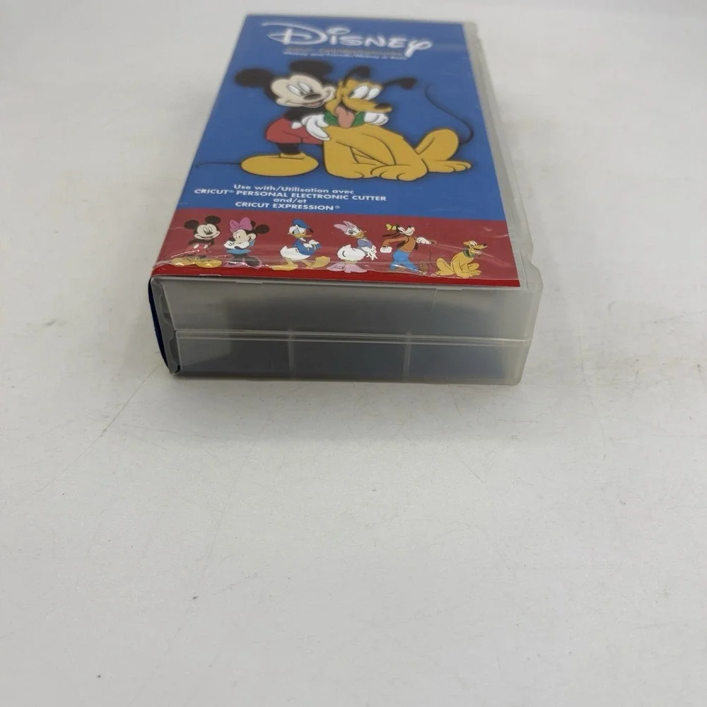 Provo Craft Cricut‎ Mickey and Friends Disney Cartridge 29-0382